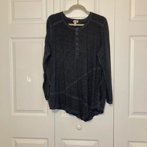 LOGO Lori Goldstein Charcoal Gray Top - Pockets!